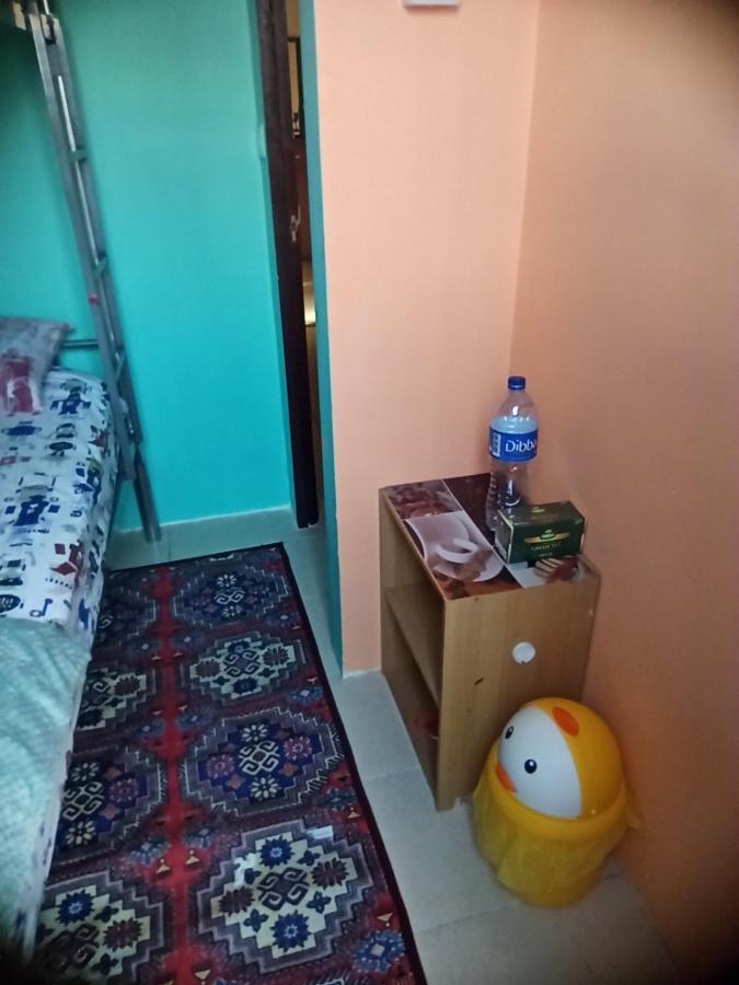 Moon Backpackers , Al Rigga , Partition For Couples And For Singles Apartment Dubai Exterior foto