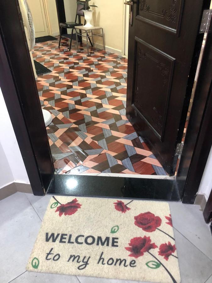 Moon Backpackers , Al Rigga , Partition For Couples And For Singles Apartment Dubai Exterior foto